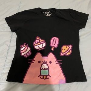 Pusheen top